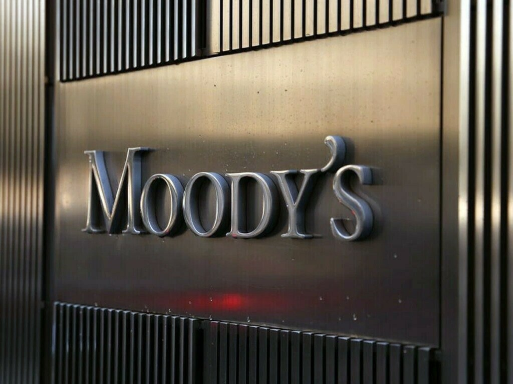 Moody’s Warns Economic Challenges for Pakistan Amid ‘Controversial’ Polls and ‘Weak’ Coalition Government