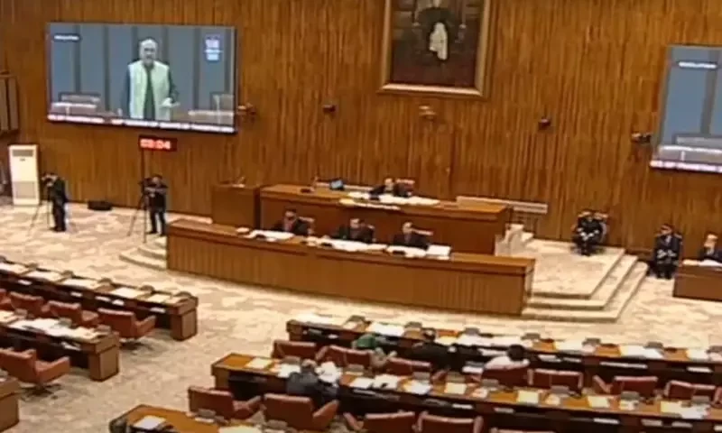 Senator Withdraws Resolution to Ban Social Media Platforms Amid House Protest