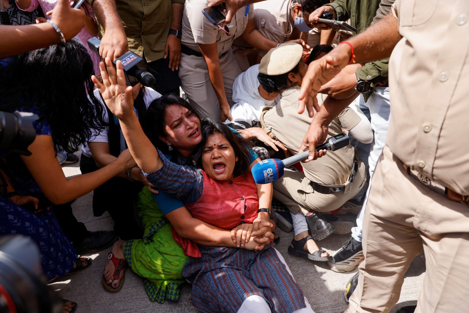 Opposition Supporters Detained Prior to Protest at Modi’s Residence in Delhi