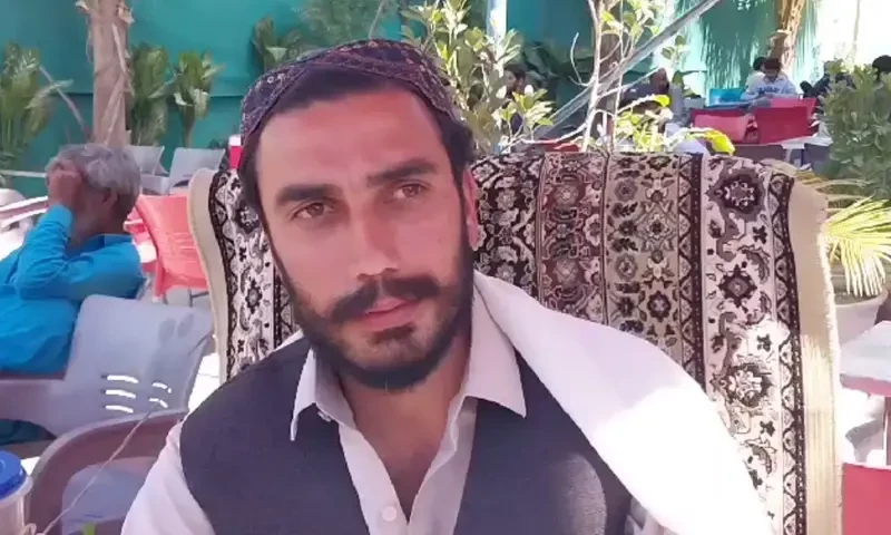 Karachi Hotel Owner Defends Against Armed Robbers, Takes Brave Stand with Firearm