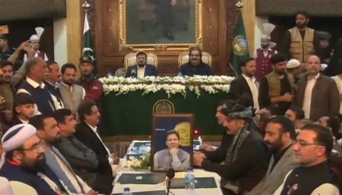 Khyber Pakhtunkhwa’s 15-Member Cabinet Sworn In During Oath-Taking Ceremony at Governor House