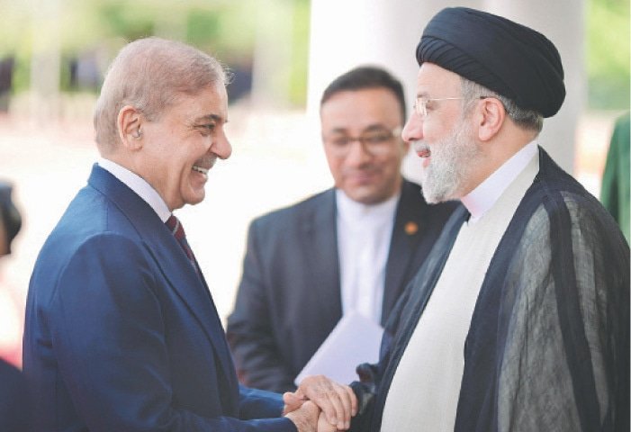 Iranian President Raisi Expresses Willingness to Share Tech Expertise with Pakistan