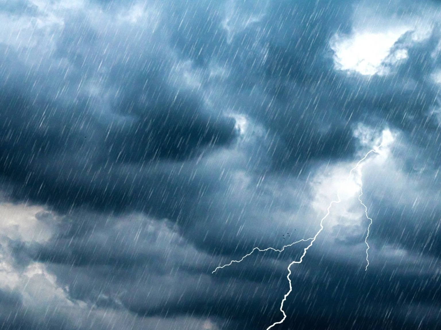 Torrential Rainfall Hits Dubai: Cloud Seeding Blamed for Flooding Chaos