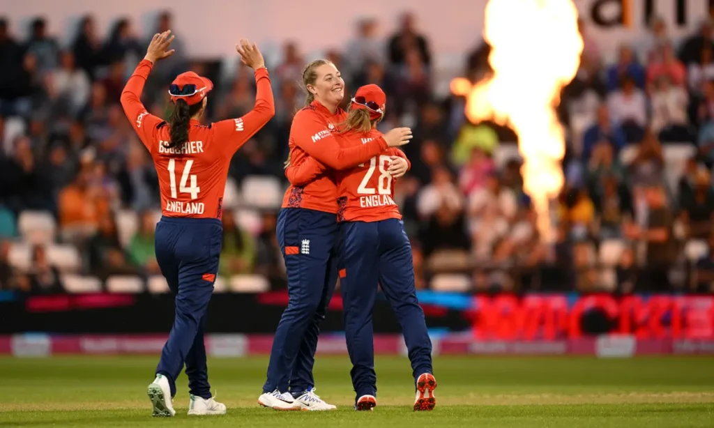 England’s women’s cricket team achieves a clean sweep against Pakistan in the T20I series achieves a clean sweep against Pakistan in the T20I series