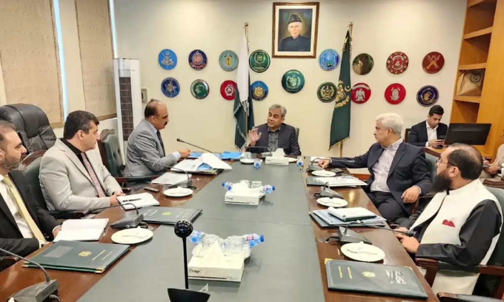 Pakistan’s Interior Minister Directs Creation of National Registration Policy for NADRA