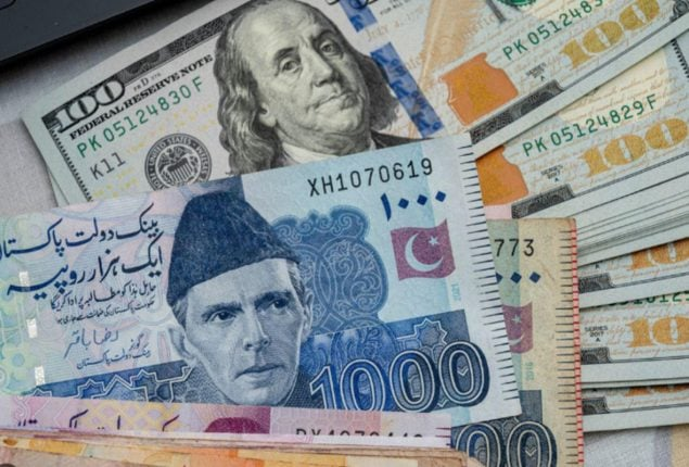 Pakistani Rupee Expected to Depreciate Against US Dollar in July Due to Import Surge
