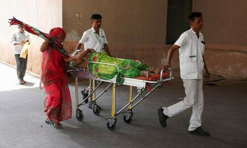Heatstroke Claims Lives of 33 Polling Staff on Final Voting Day: Uttar Pradesh Election Chief Reports