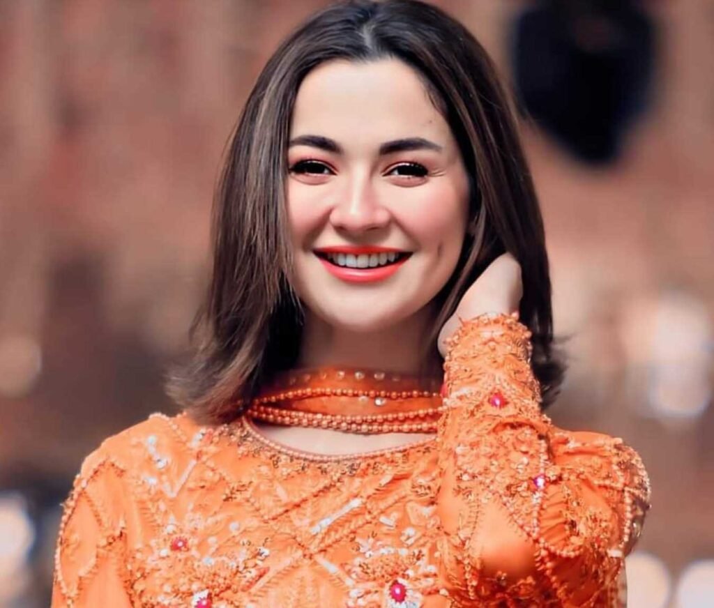 Hania Aamir Hospitalized in Houston: Fans Express Concern Over Her Health Pakistani actress Hania Aamir hospitalized in Houston after health scare, leaving fans deeply concerned and awaiting official updates.