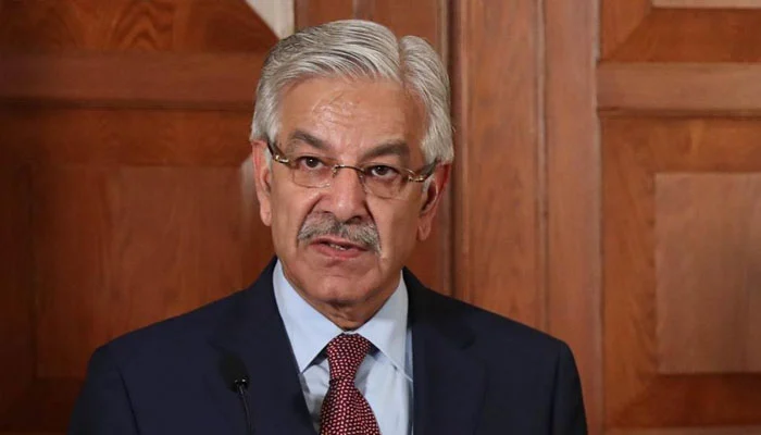 Khawaja Asif Criticizes Judicial System Over Alleged Political Bias