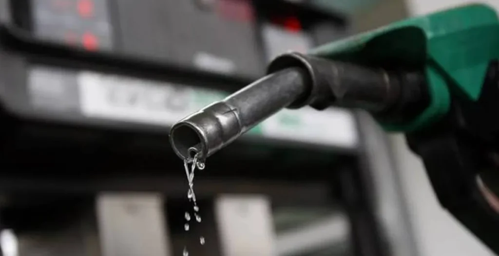 partial strike at petrol pumps across Pakistan caused disruptions in fuel supply