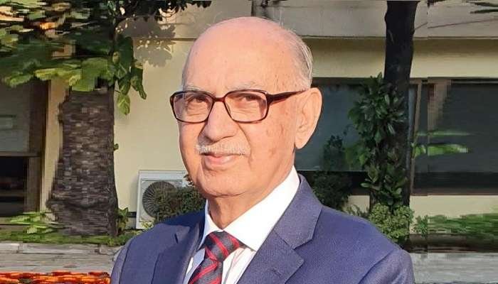 Raheel Sharif Sought Extension for Panama Relief: Irfan Siddiqui