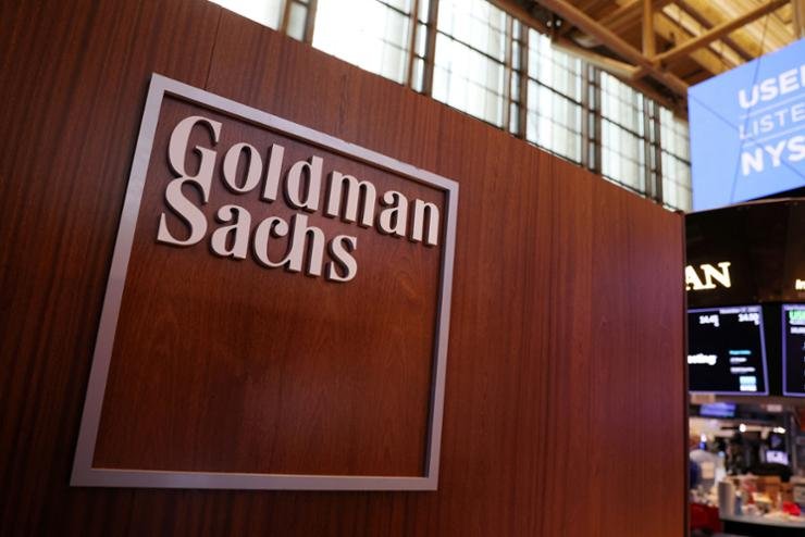 Goldman Sachs to reduce workforce by a few hundred in annual review process