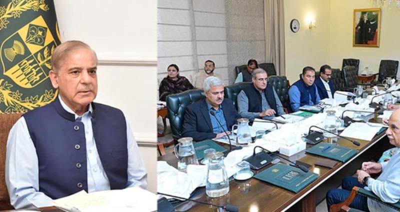 PM Arrives in Quetta for Key Security Meeting