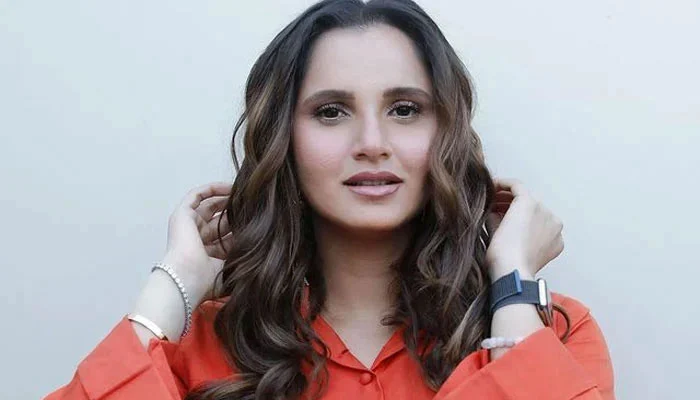 Sania Mirza wows fans with her classic red lipstick look