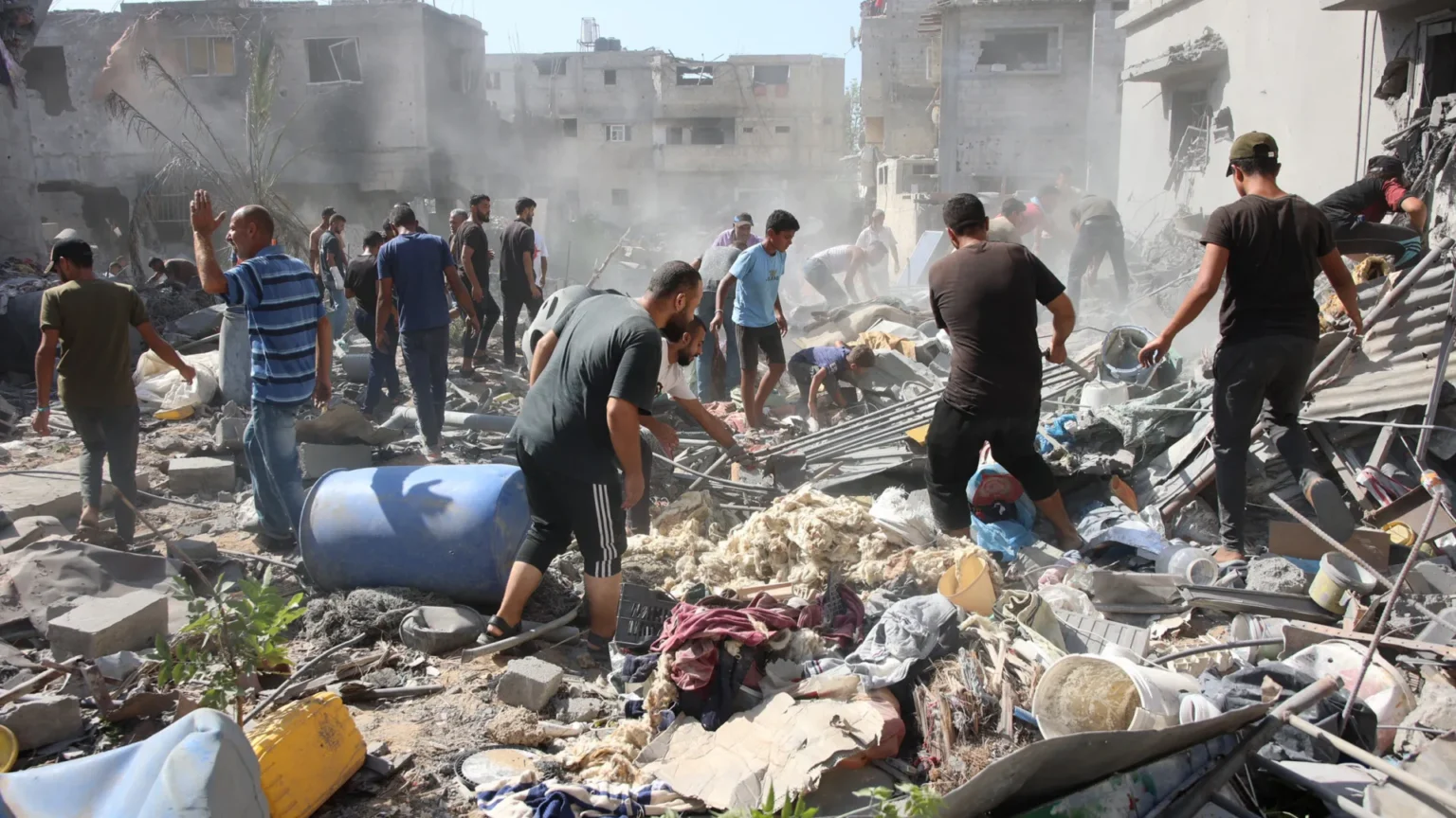 Pope Francis condemns Israeli attacks on Gaza schools as shameful