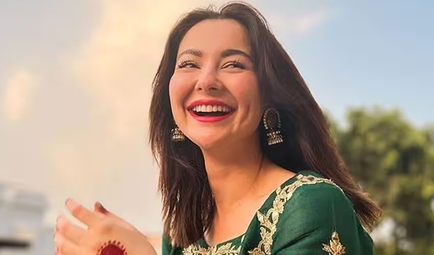 Not Hania Aamir?! Viral Engagement Video Sends Internet into a Frenzy