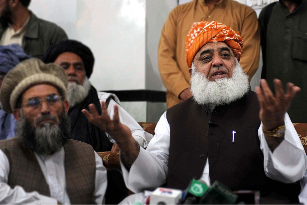 Fazl’s residence transforms into neutral ground for political rivals