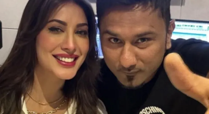 Mehwish Hayat and Honey Singh hint at an upcoming song collaboration