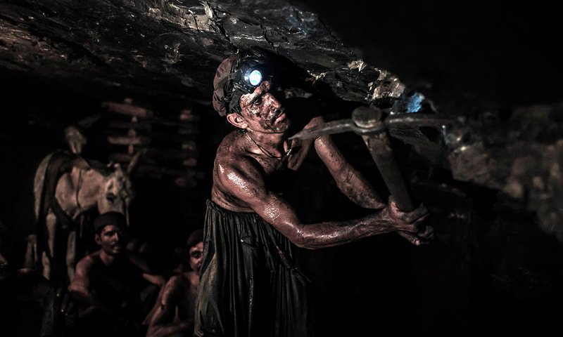 Over 40,000 Workers Flee After Duki Coal Mine Attack