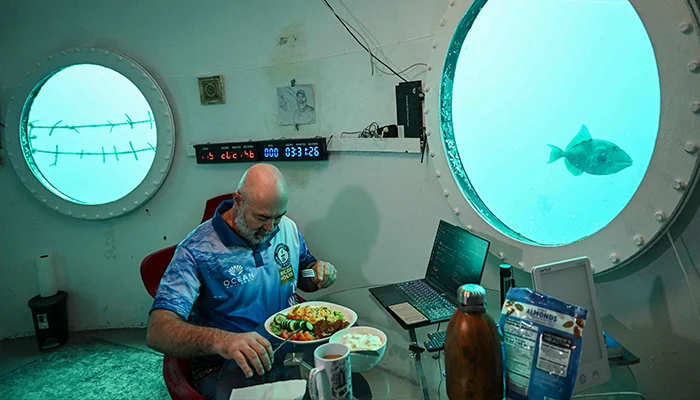 120 Days Beneath the Surface: German Man Breaks World Record