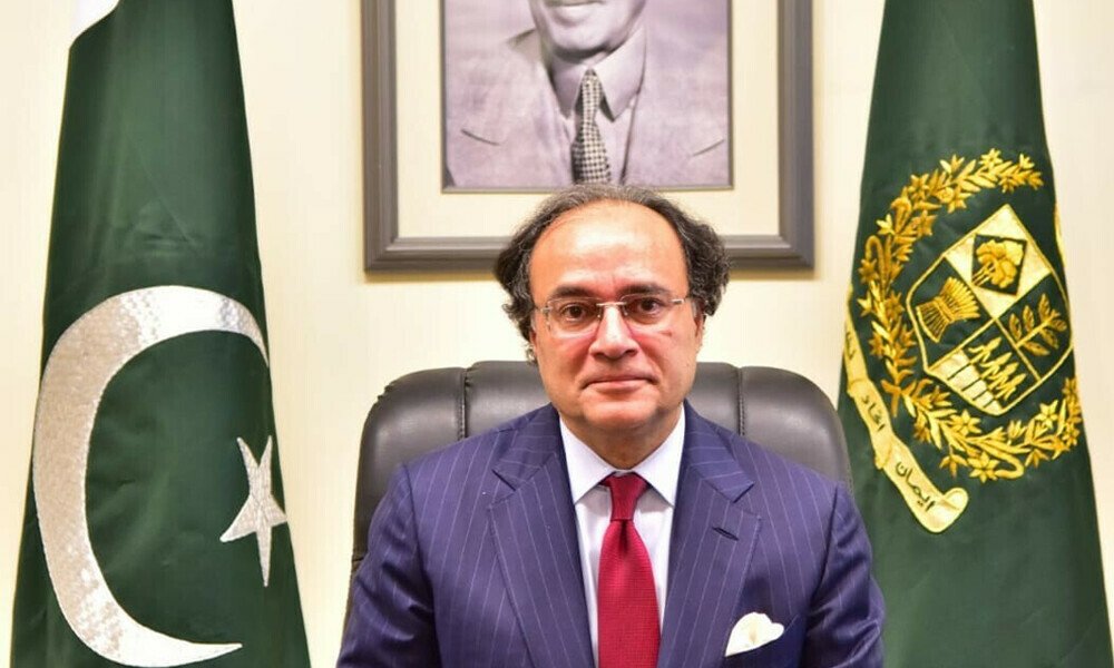 Skilled Labour from Pakistan Can Fuel Saudi Vision 2030, Says Finance Minister