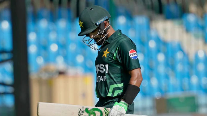 Debate Over Babar Azam’s Role as Opener Ahead of Champions Trophy 2025