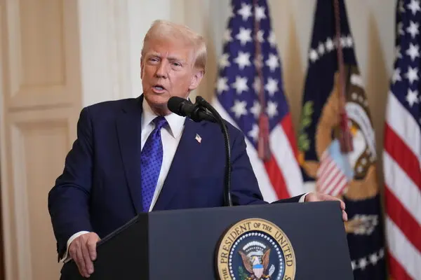 Trump to Impose Tariffs on Canada, Mexico, China Starting This Weekend