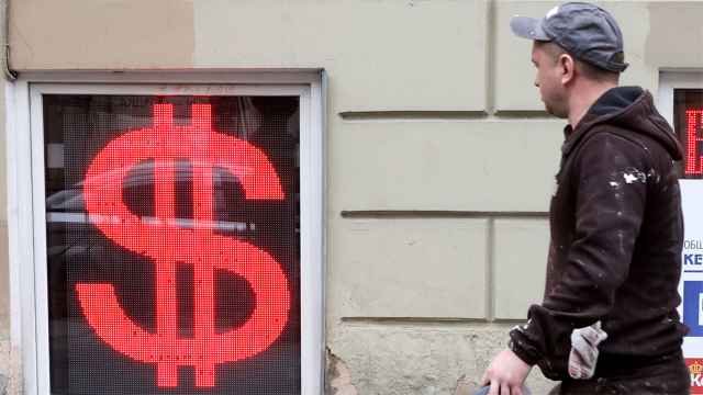 Ruble Strengthens to Highest Level Since June 2024 Ahead of Trump-Putin Talks