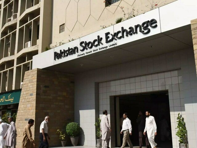 PSX Sees Major Decline, Loses Over 3,000 Points in a Single Day