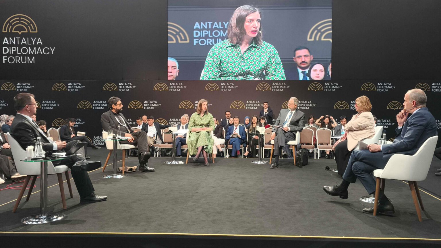 ‘Anti-Muslim Hatred Is Real—And It’s Racism’: Experts Sound Alarm at Antalya Diplomacy Forum