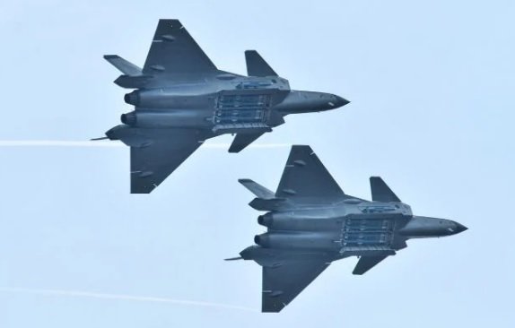 China Unveils J-50 Stealth Fighter: A Bold Step Toward Sixth-Generation Air Dominance