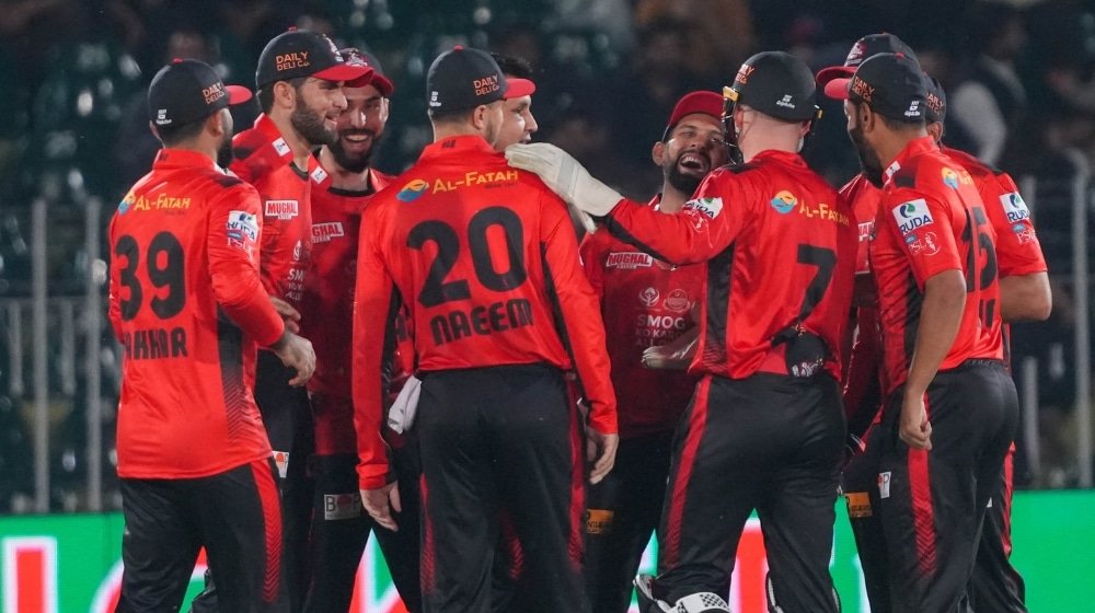 PSL 10: Qalandars Crush Gladiators in Dominant Display