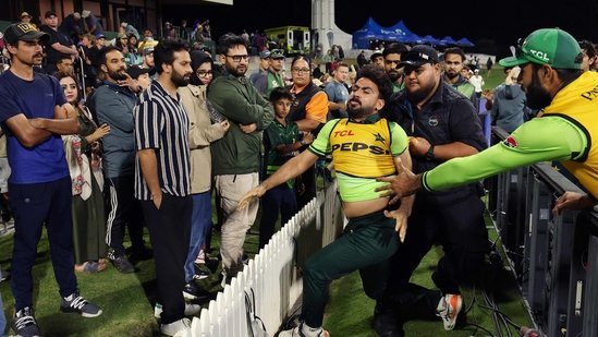 Khushdil Shah Accused of Attacking Fans in NZ ODI, Dragged Away by Security