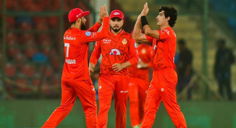 Islamabad United Crush Qalandars by 8 Wickets in PSL 10 Opener