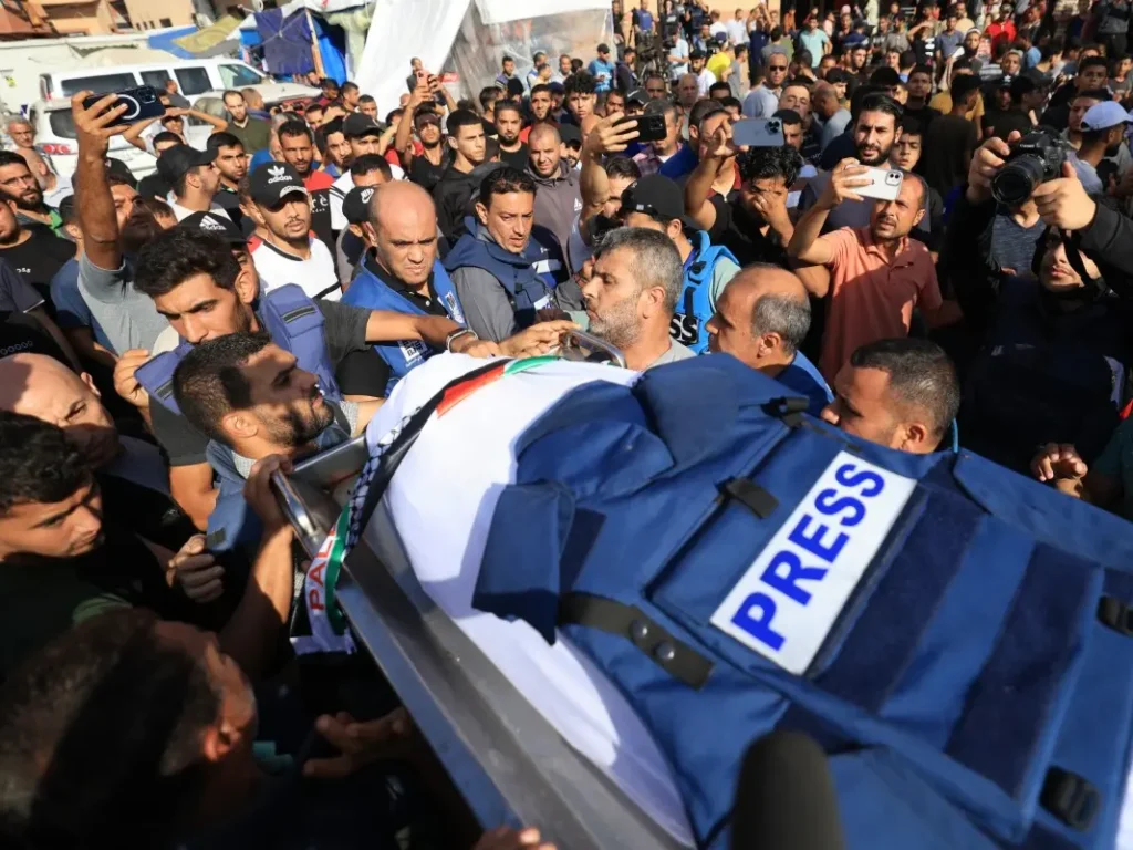 CPJ reports record 129 journalists killed in 2025, with majority deaths linked to Israel and Gaza conflict.
