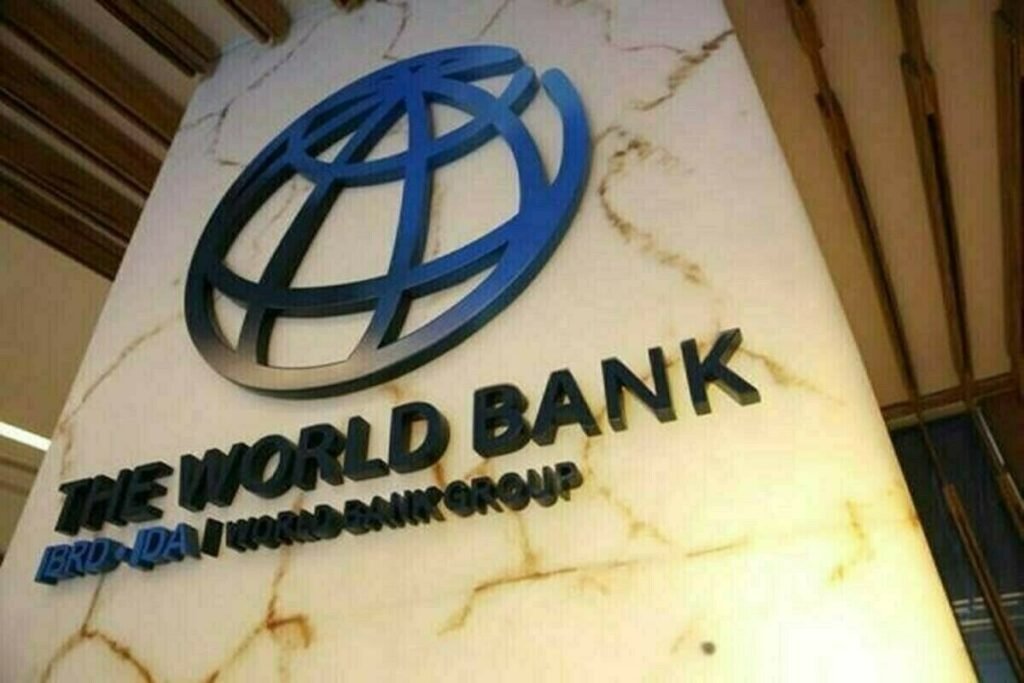 Export Crisis Looms as World Bank Criticizes Pakistan’s Tariff Strategy