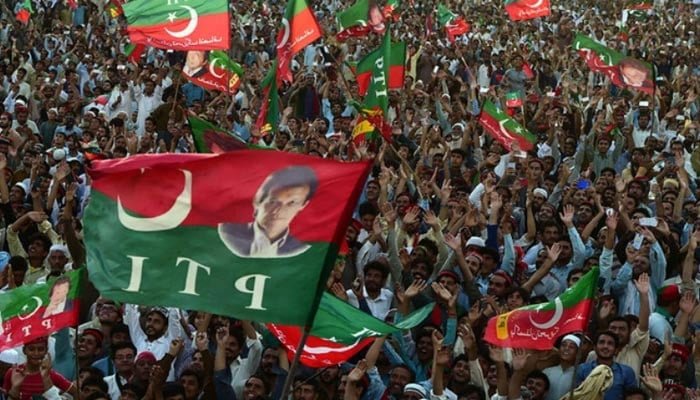 ECP Declares All Sunni Ittehad Council Members as Independents: New blow to PTI ECP declares all PTI-backed Sunni Ittehad Council lawmakers as independents after Supreme Court verdict, reshaping Pakistan’s assemblies.