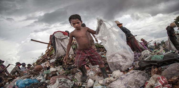 Africa’s Billionaire Boom: Prosperity for Four, Poverty for Millions