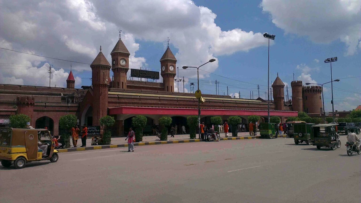 lahore railway station history
