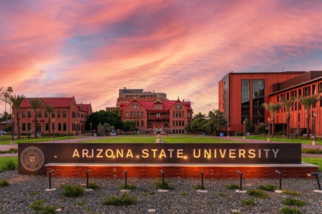 Arizona State University in America has opened its campus in Pakistan. It is the first US-based university which has opened its campus in Pakistan