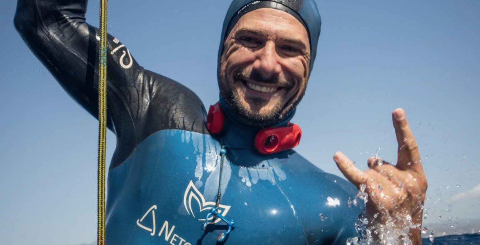 freediver world record breath holding