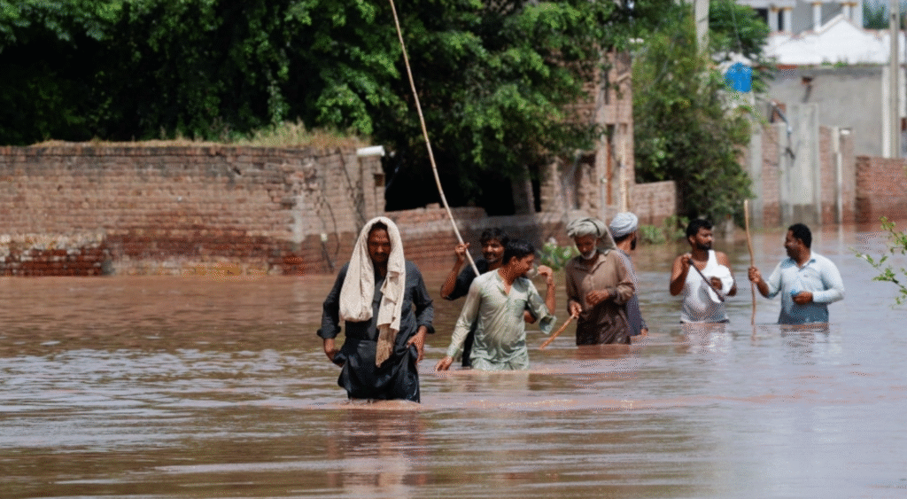 Sialkot, Narowal, and Jhang Among Worst-Hit Districts as Floods Devastate Punjab Multan flood alert 2025
