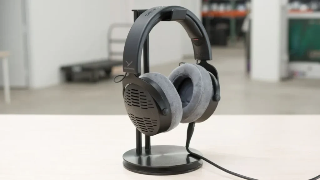 Beyerdynamic DT 990 Pro X – Studio Headphones for Pros