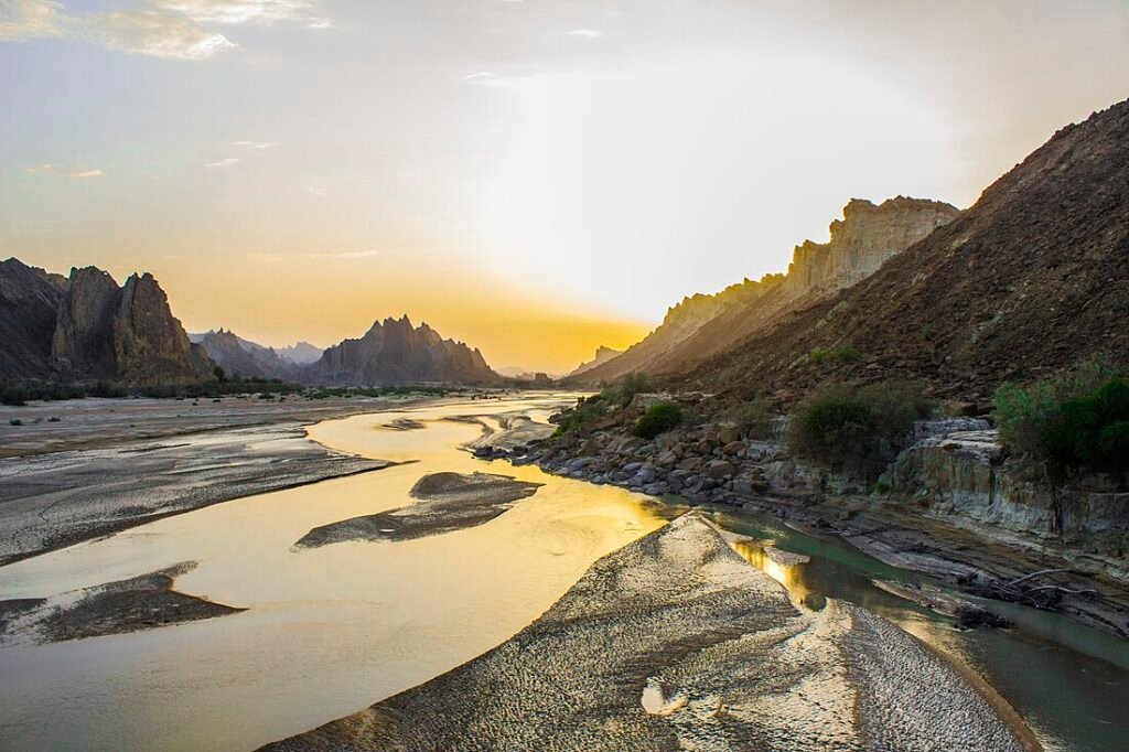 How Many Rivers Flow in Balochistan