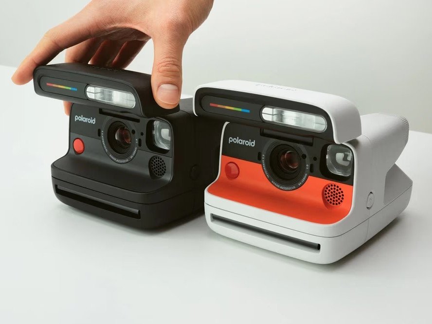 Polaroid Flip – The Modern Instant Camera with a Retro Touch Polaroid Flip – The Modern Instant Camera with a Retro Touch