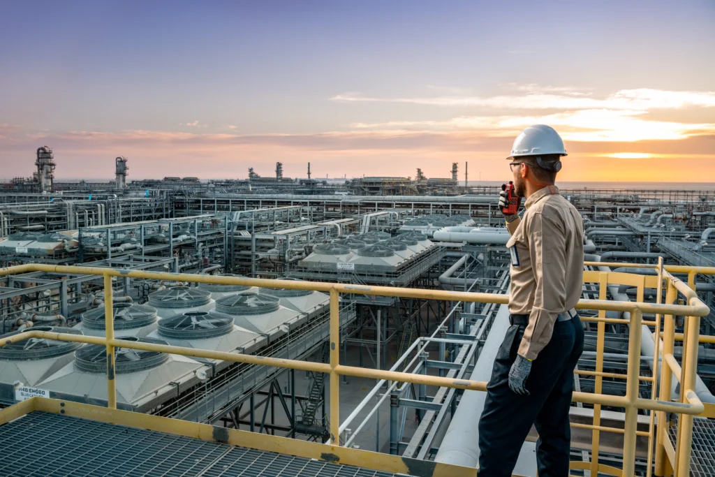 Pakistan to Double Workforce Exports to Saudi Arabia After Defense Agreement