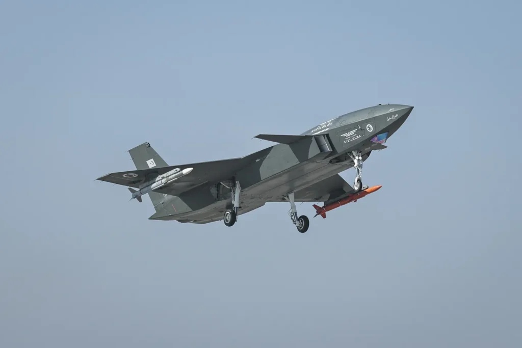 Türkiye’s Kizilelma UAV makes history after firing a long-range air-to-air missile and hitting a jet target successfully.