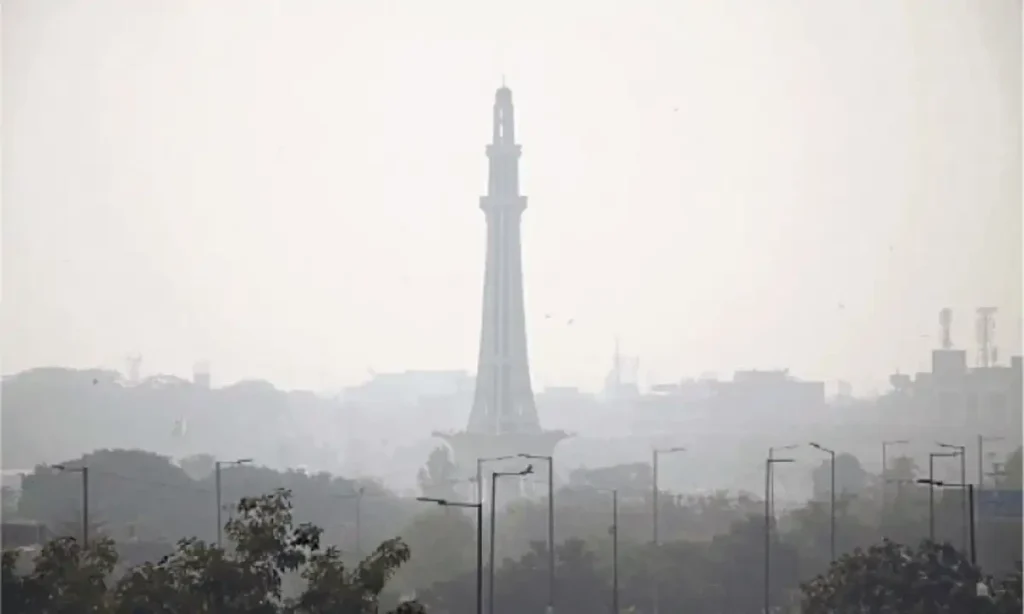 Lahore Tops World’s Most Polluted Cities as Smog Worsens