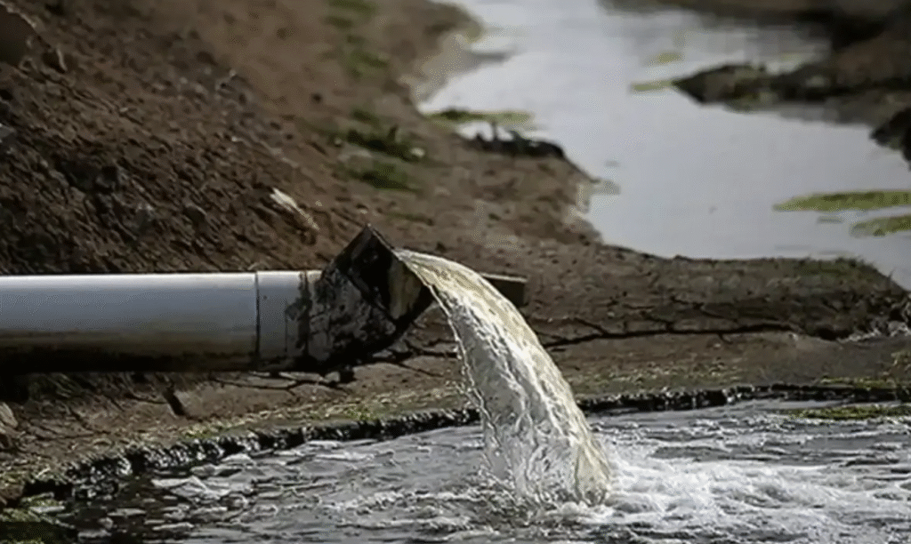 Karachi Braces for Traffic Chaos as University Road Closes University Road closure Karachi