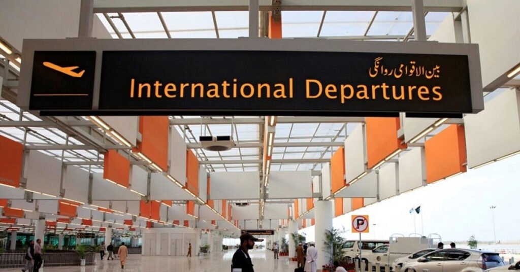 2025 sees historic decline in Pakistanis working abroad